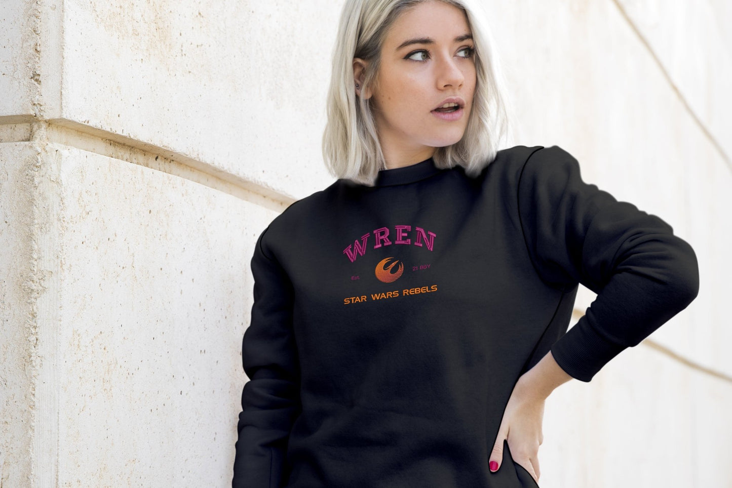 Wren - Red Horizon Embroidery