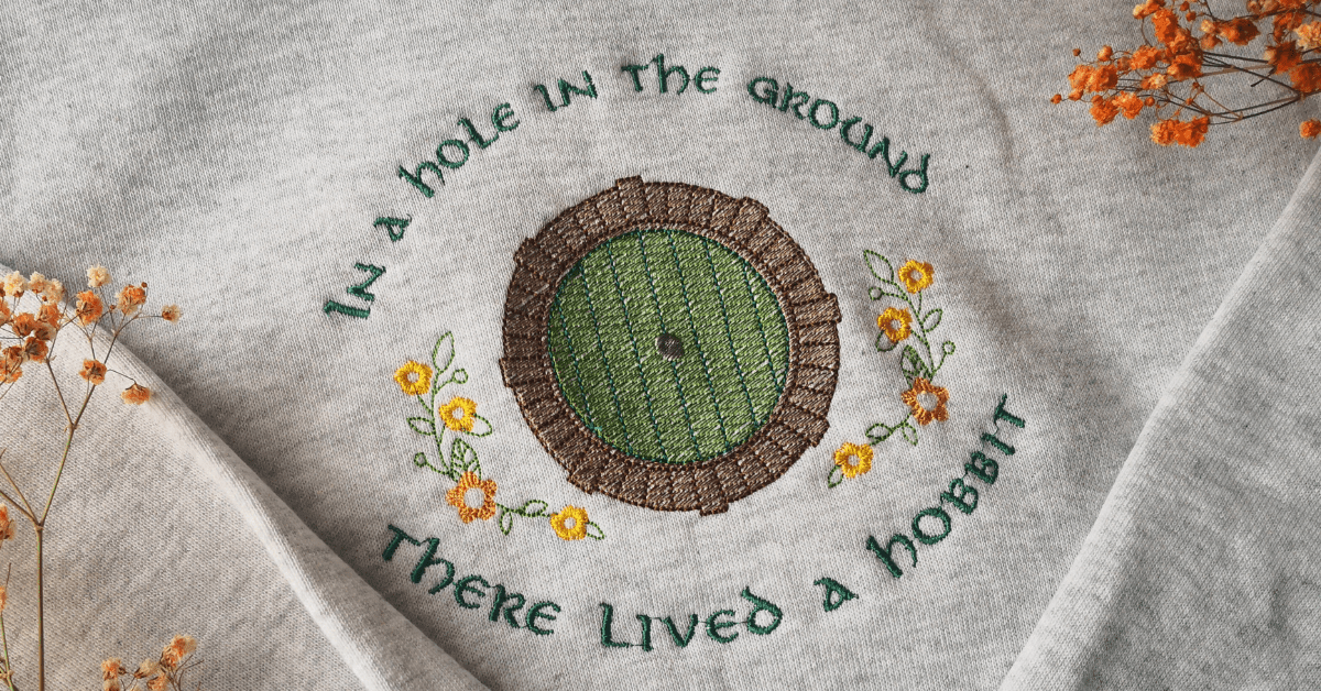🌿Tierra Media🌿 - Red Horizon Embroidery