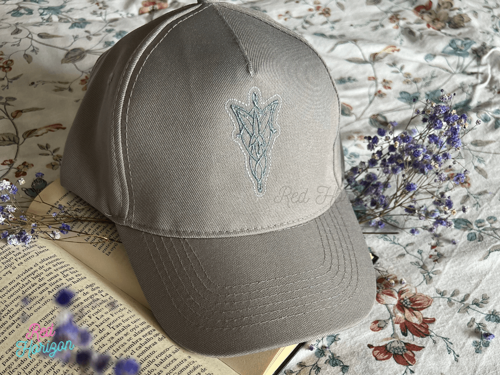 Gorra Rivendell - Red Horizon Embroidery