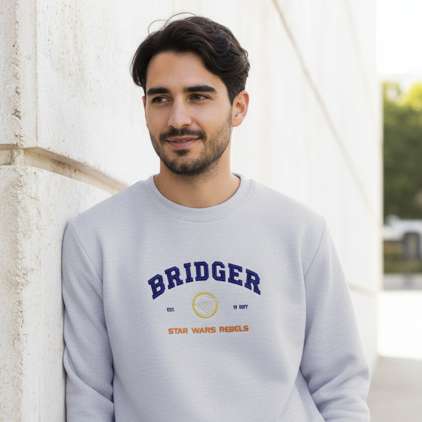 Galaktisches besticktes Sweatshirt: Entfessle den Rebellengeist – Wren, Syndulla, Kanan, Ezra von Star Wars Rebels