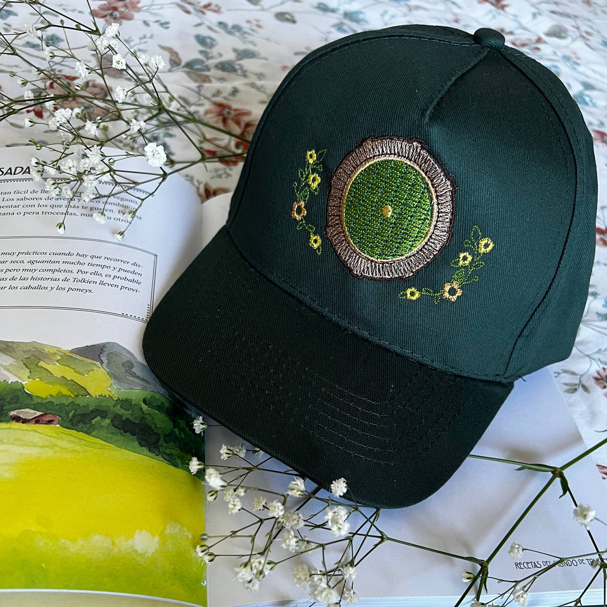 Hobbiton – Gorra bordada inspirada en La Comarca