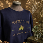 Lothlórien 🍂 – Der Goldene Wald Besticktes Sweatshirt