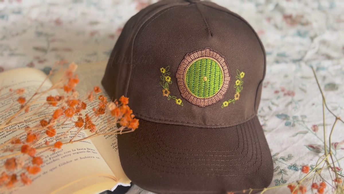 Hobbiton – Gorra bordada inspirada en La Comarca