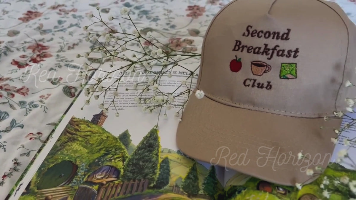 Second Breakfast – Gorra bordada inspirada en el segundo desayuno