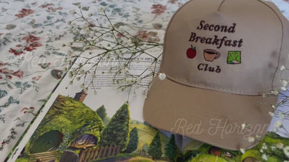 Second Breakfast – Gorra bordada inspirada en el segundo desayuno