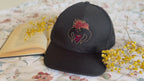 Balrog – Gorra bordada con la criatura de sombra y fuego