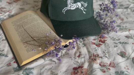 Rohan – Gorra bordada inspirada en los Rohirrim